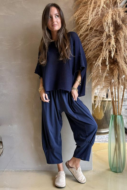 Jo Jo Quirky Classic Barrel Pant Navy - 